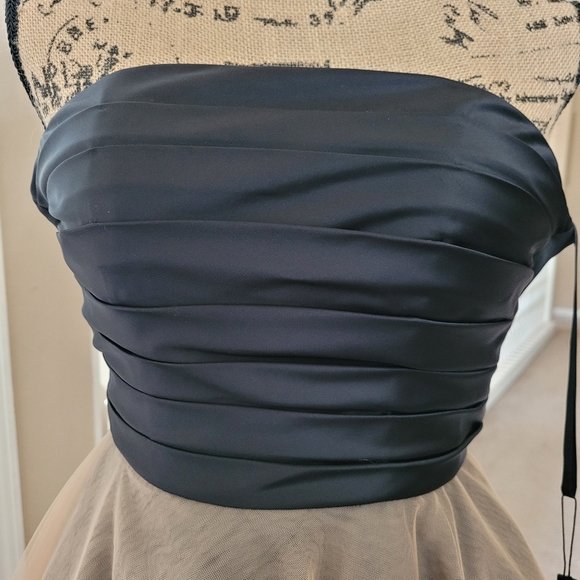 Forever Unique Party Dress - Picture 6 of 12